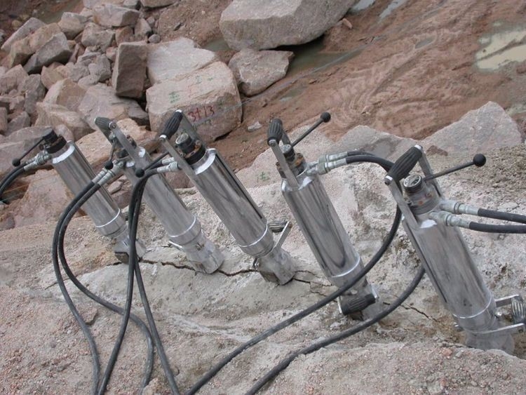 Handheld Hydraulic Rock Splitter Machine For Sale