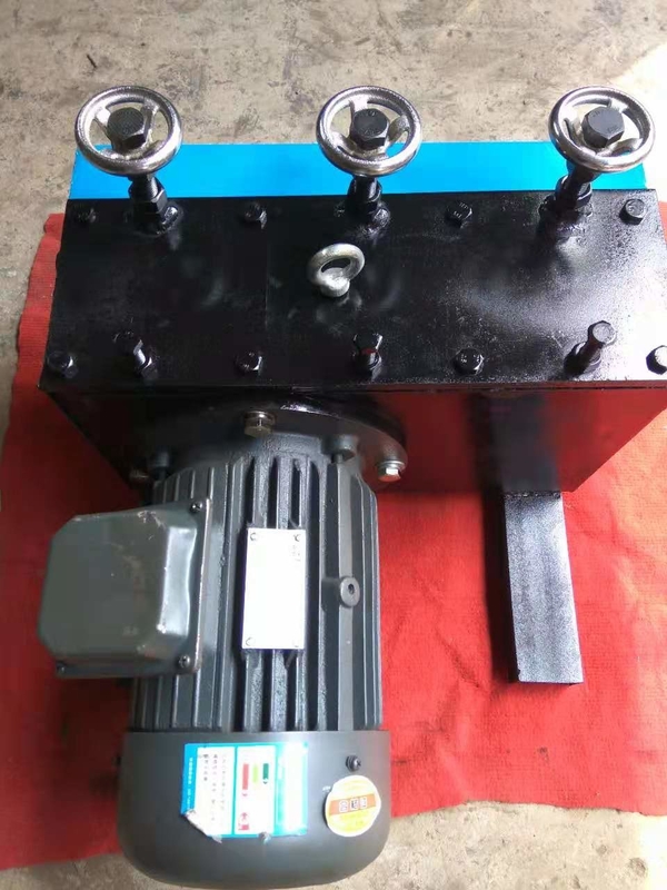 Tensioning PC Wire Pusher Machine For Prestressed Railway Bridge Construction