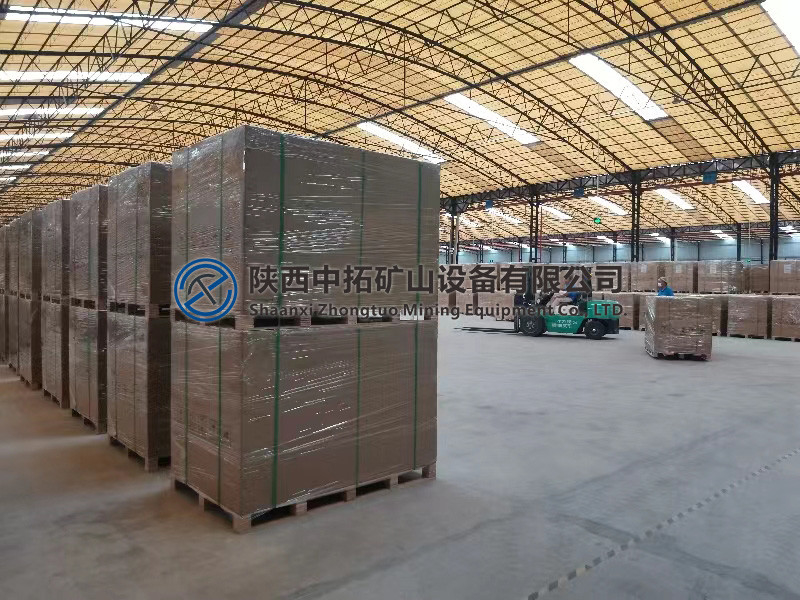 Bright Engineering And Broken Hydraulic Breaker Hammer For Hyundai Excavator Machinery Engines Provided Boat Engines Bui