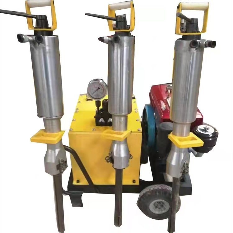 Manual / Automatic Rock Splitter Machine With 8-11 Pistons And Max Splitting Stroke 1000mm