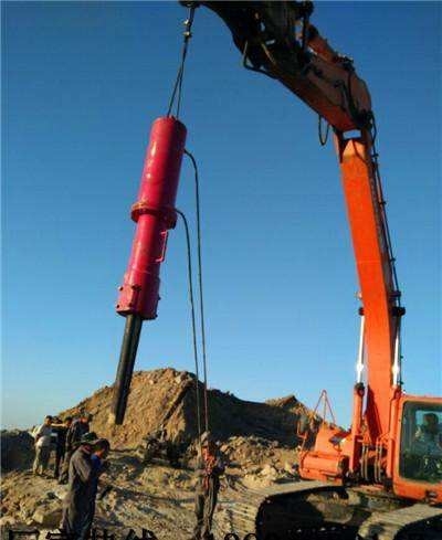 Excavator Mounted Rock Splitter Large Stone Breaker For Blasting And Demolition