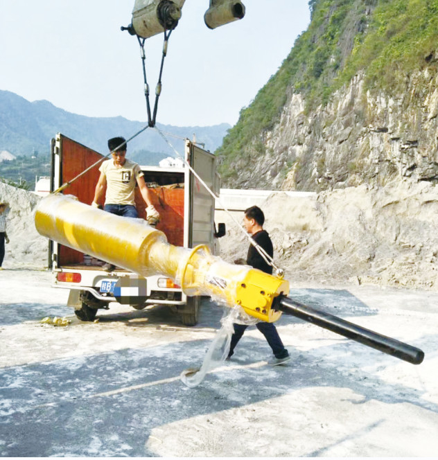 Portable Hydraulic Rock Splitting Machine Silent Rock Splitting Rod For Ore Mining